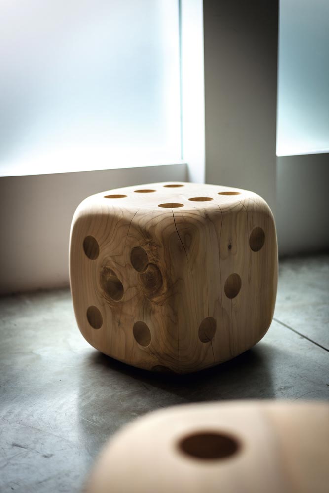 HOCKER Gallery 5