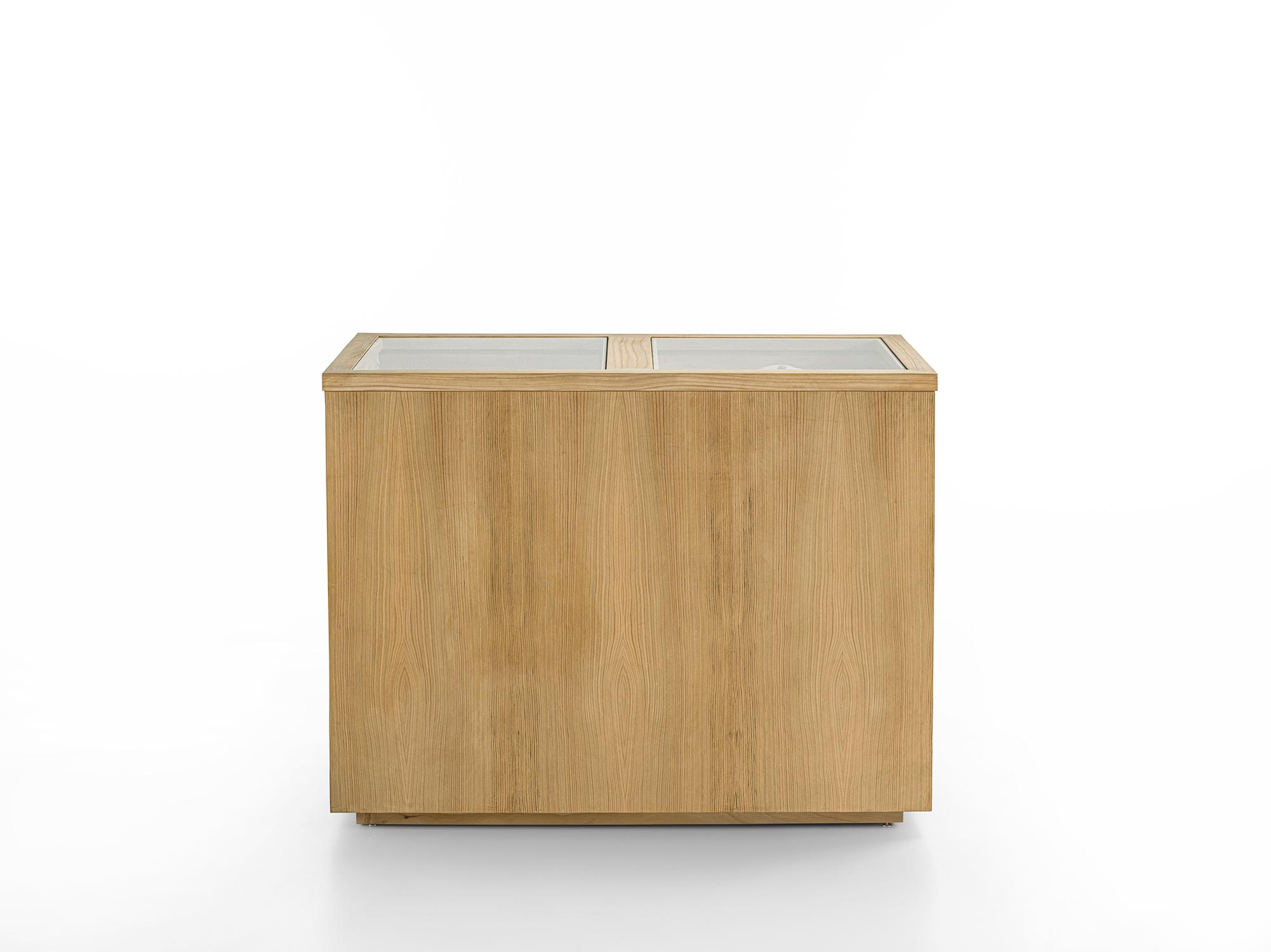 AVANT ISOLA Gallery 2