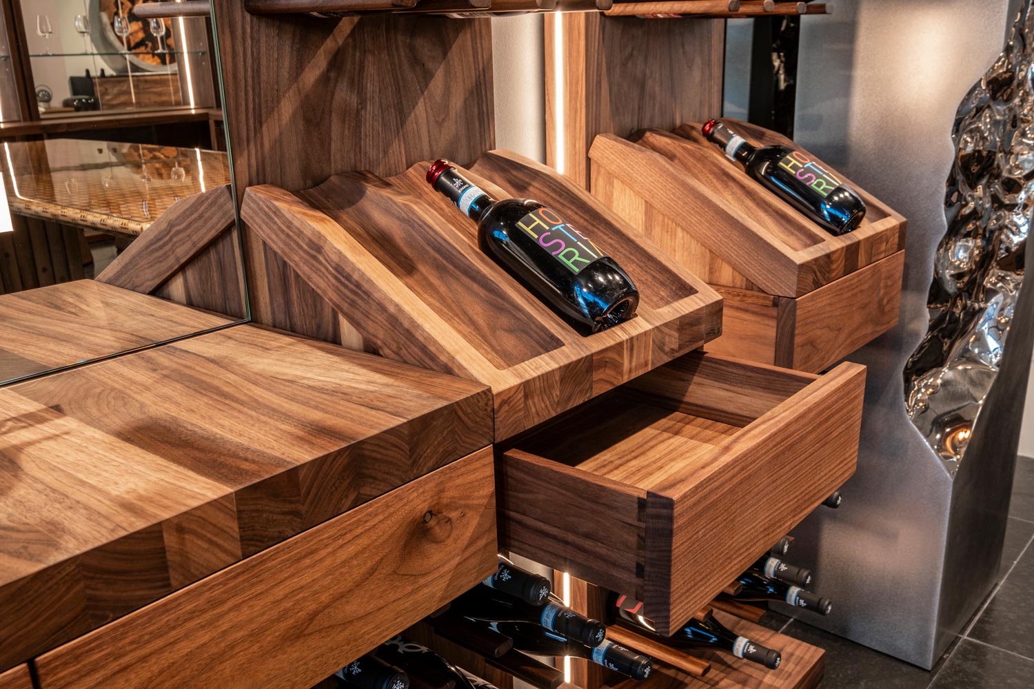 WINE WALLY Gallery 2