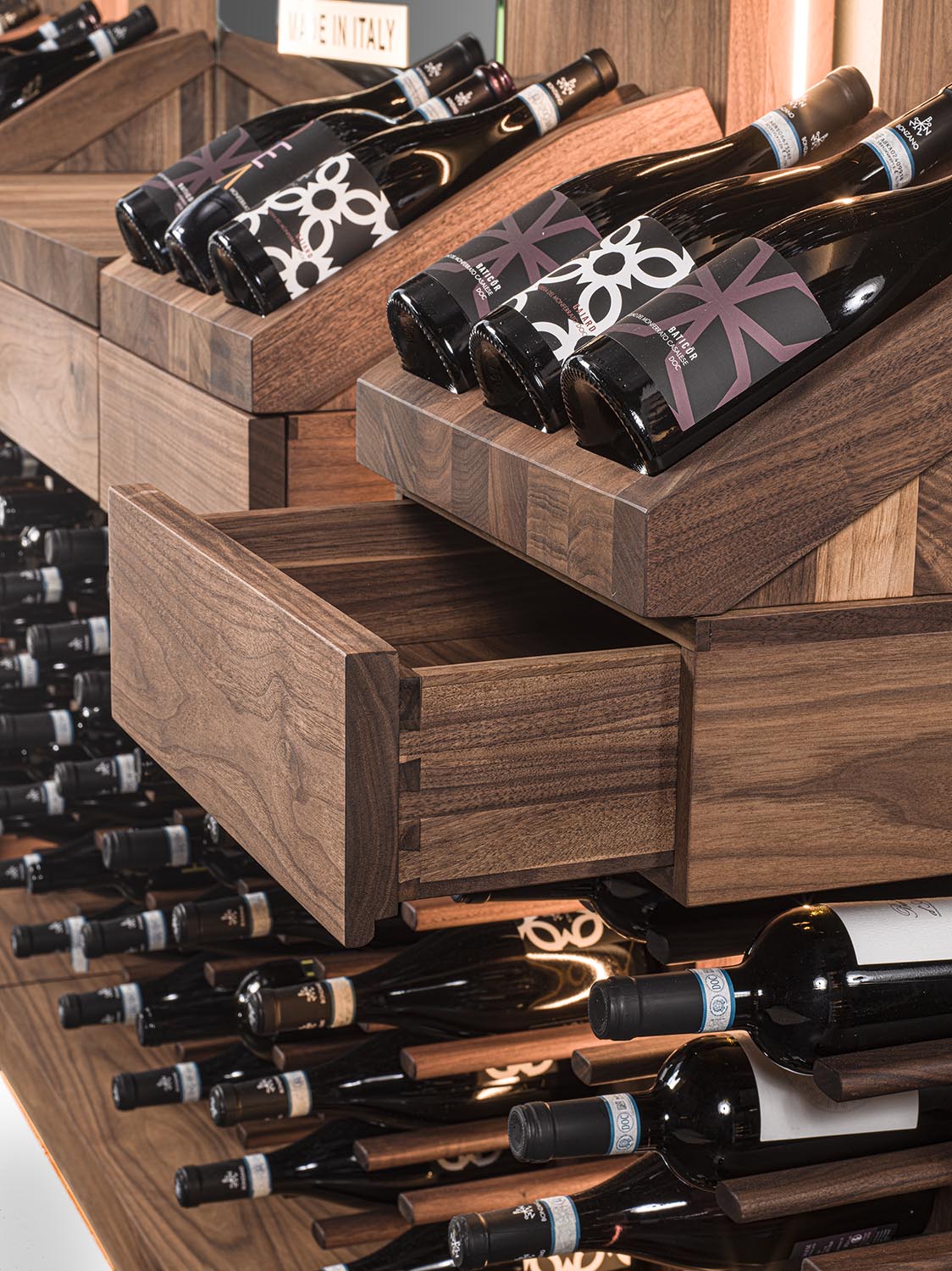 WINE WALLY Gallery 10